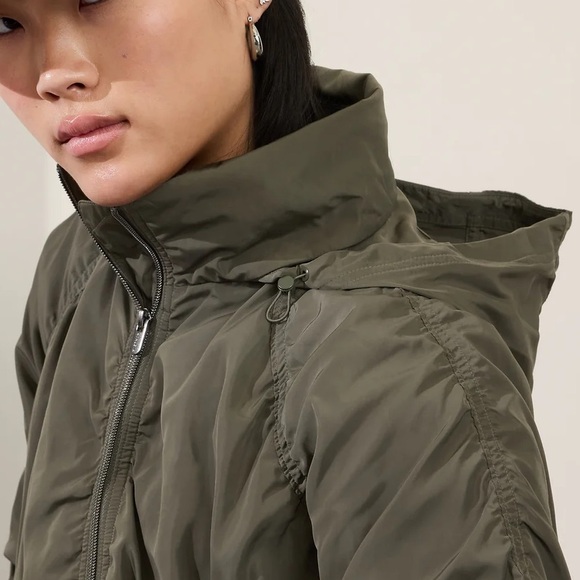 Like New Athleta Jetset Bomber Jacket Moss Size Small Fall 2024 Retail $159.00 - Picture 2 of 16